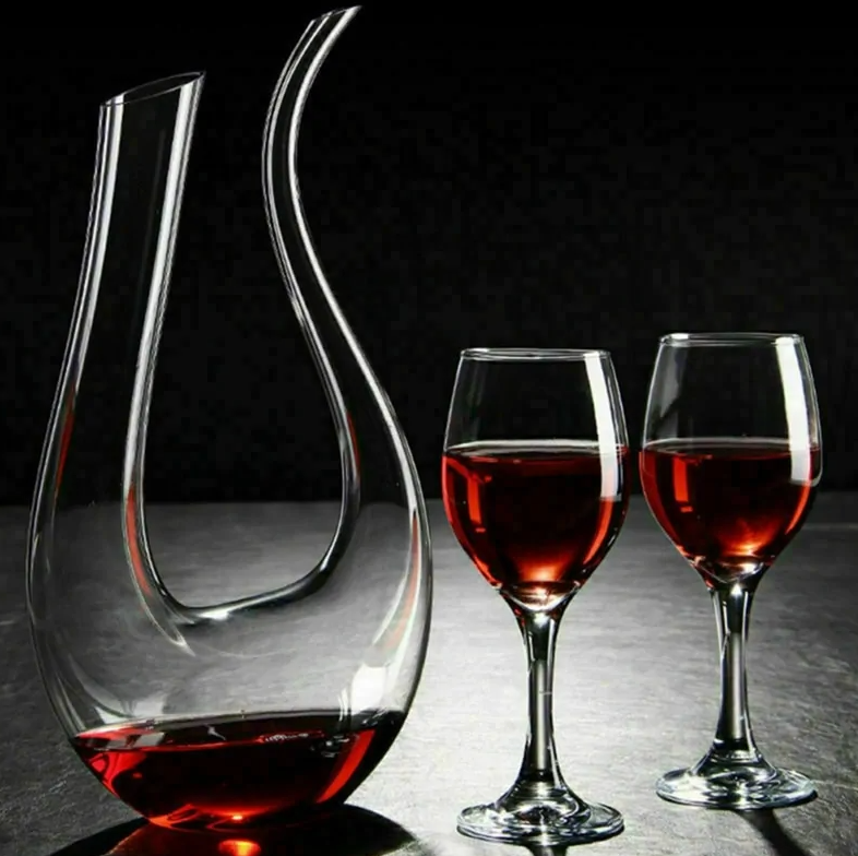 Elegant 1500ml U-Shaped Crystal Wine Decanter